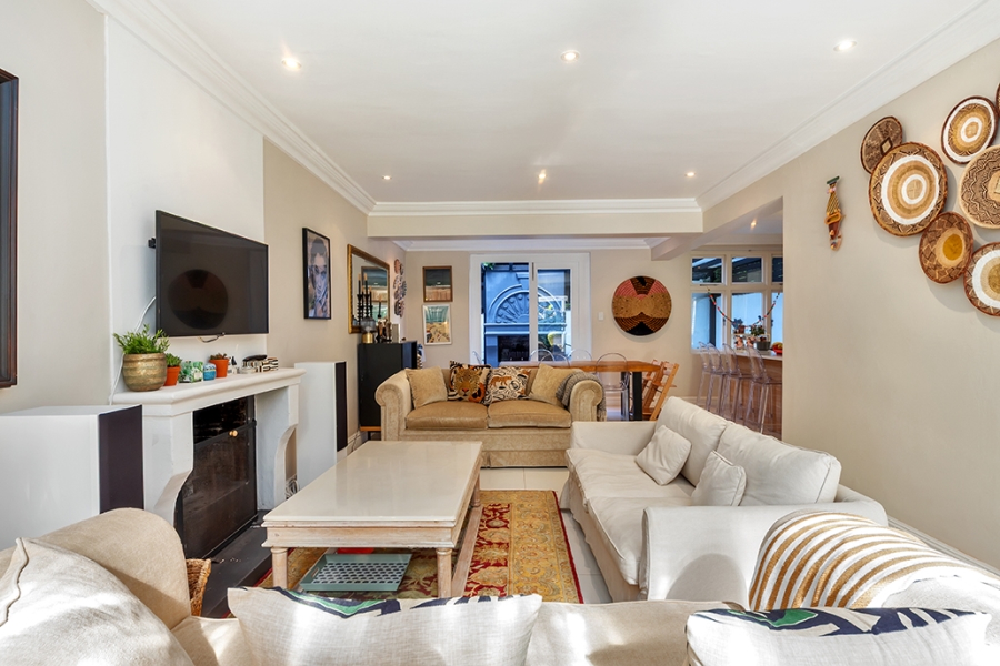 4 Bedroom Property for Sale in Gardens Western Cape